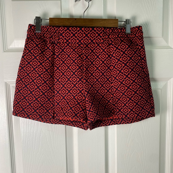 Moonlight Red & Black Pattern Shorts Size Large - Picture 1 of 6